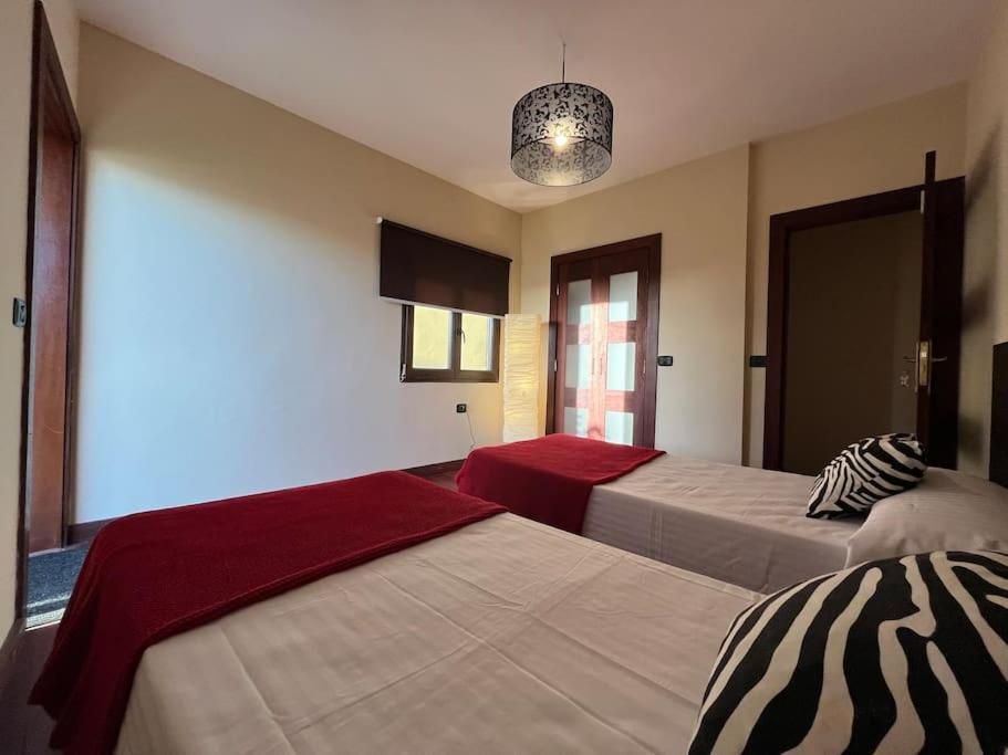 Casa Con Piscina En El Centro Villa Los Llanos De Aridane Ngoại thất bức ảnh